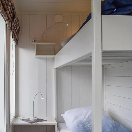 3 Bedroom In Sondeled
