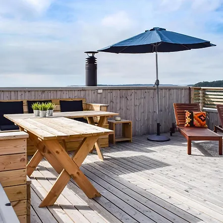 Dom wakacyjny Cozy In With House Sea View