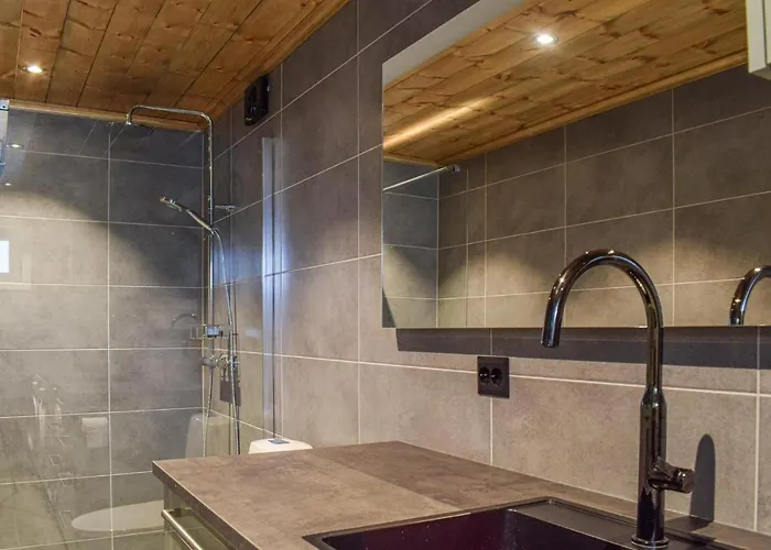 Beautiful In * Sondeled